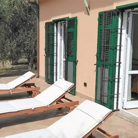 Villa Diano Castello Ferienhaus Diano Castello