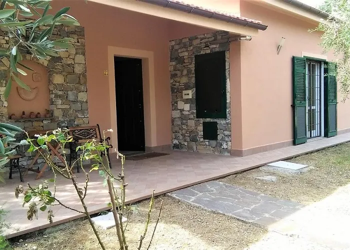 Villa Diano Castello Сasa de vacaciones Diano Castello